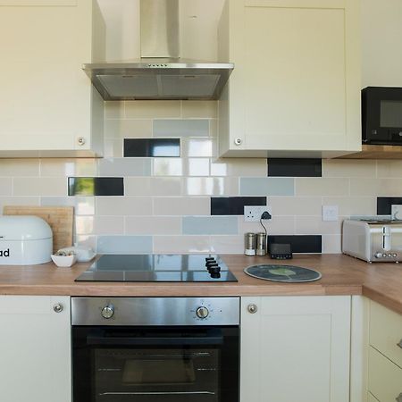 Stunning Modern Apartment In The Cotswolds Chalford Dış mekan fotoğraf