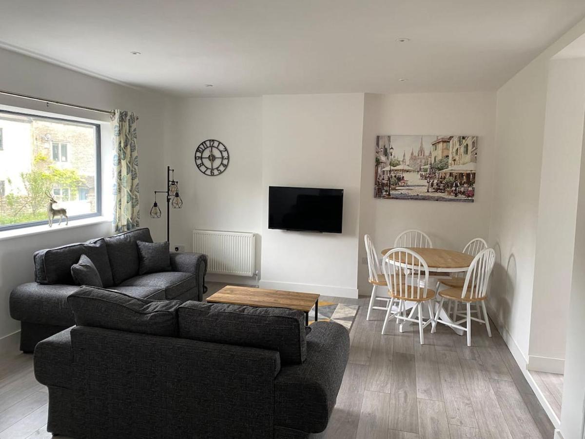 Stunning Modern Apartment In The Cotswolds Chalford Dış mekan fotoğraf